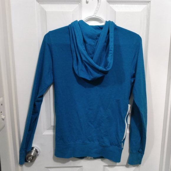 Sweater - Picture 4 of 4